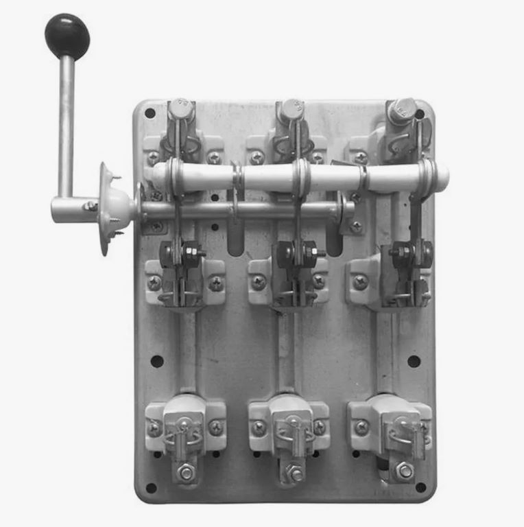Разъединитель РПБ-4 400А П
